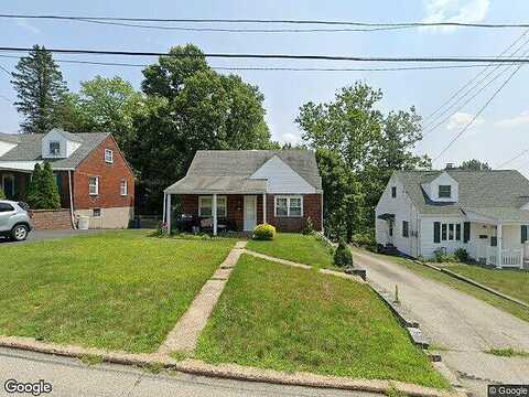 Clover, WEST MIFFLIN, PA 15122