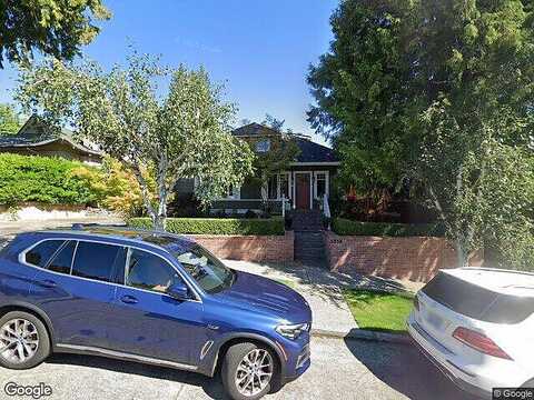 Lee, SEATTLE, WA 98112