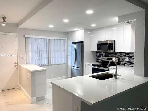 Lucaya, COCONUT CREEK, FL 33066