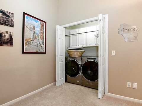 Belmont, EDEN PRAIRIE, MN 55347