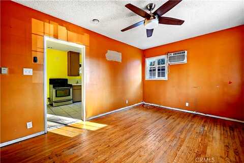 Currier, POMONA, CA 91768