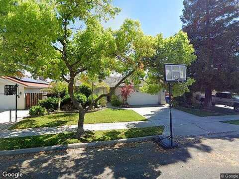 Chablis, MADERA, CA 93637