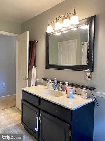Cedar Hill, BIRDSBORO, PA 19508
