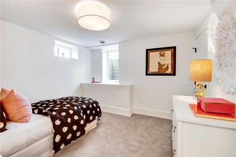 Zenith, MINNEAPOLIS, MN 55410