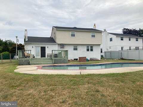 Rosewood, LANGHORNE, PA 19047