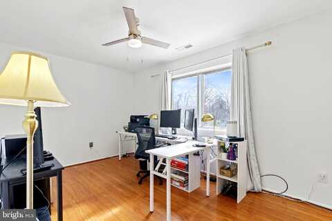 Ashgrove, DUMFRIES, VA 22025