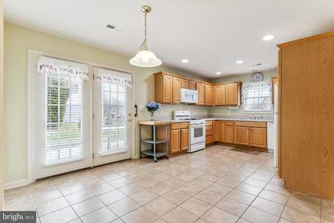 Queen, CULPEPER, VA 22701