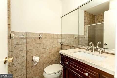 Woodbine, HORSHAM, PA 19044