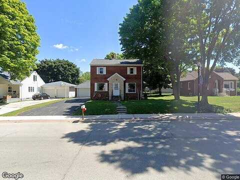 Main, LUXEMBURG, WI 54217