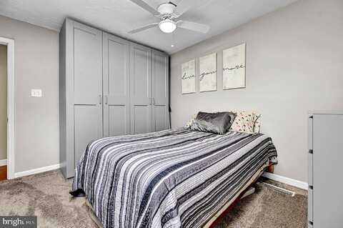 Manor, YORK, PA 17408