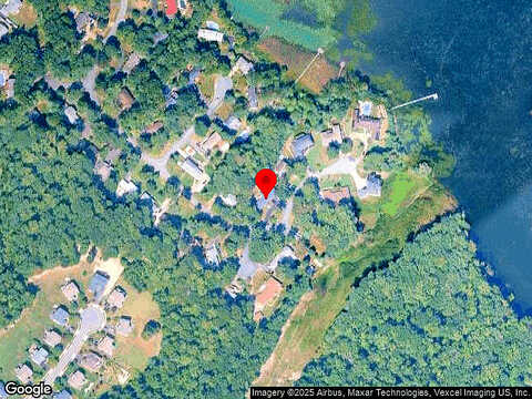 Cabin, TRIANGLE, VA 22172