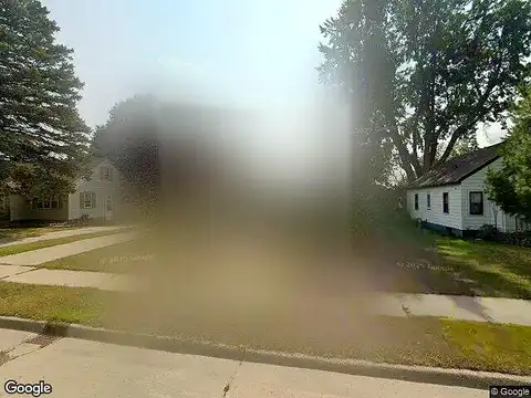 East, WORTHINGTON, MN 56187