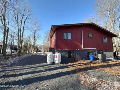 Waterfront, TOBYHANNA, PA 18466