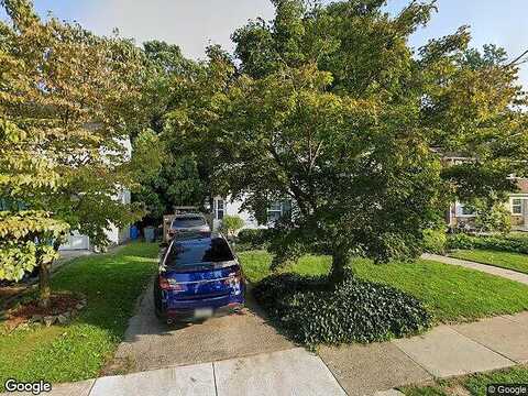 Woodlawn, UPPER DARBY, PA 19082