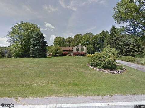Foxcroft, ROBESONIA, PA 19551