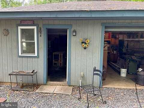 Burwell, NOKESVILLE, VA 20181
