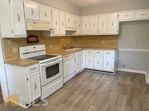 Hearthstone, LAGRANGE, GA 30241