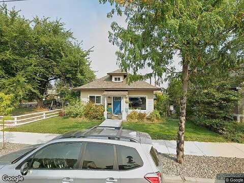 11Th, THE DALLES, OR 97058