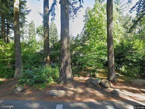 Upper, LAKE OSWEGO, OR 97035