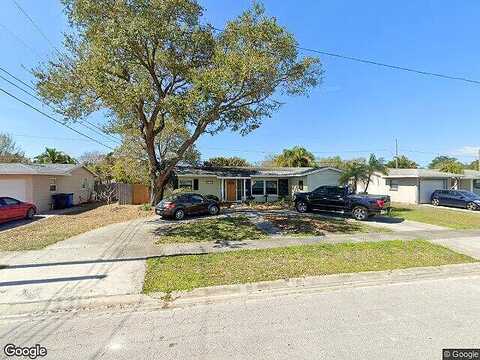 61St, SAINT PETERSBURG, FL 33710