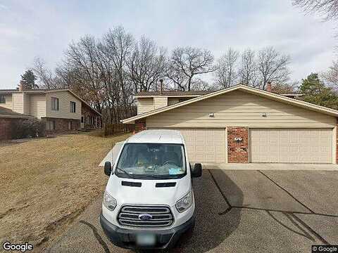 Wildwood, HOPKINS, MN 55305