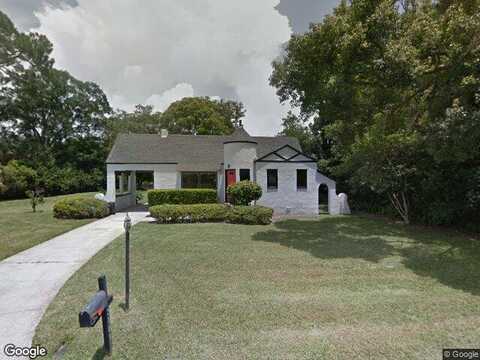 Lily, SANFORD, FL 32771
