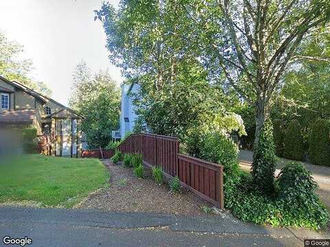 Boones, LAKE OSWEGO, OR 97035