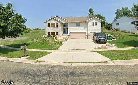 Robyn, MOUNT HOREB, WI 53572