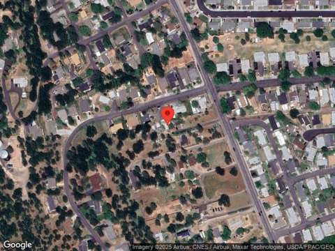 10Th, THE DALLES, OR 97058