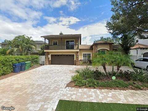 Hale, TAMPA, FL 33609