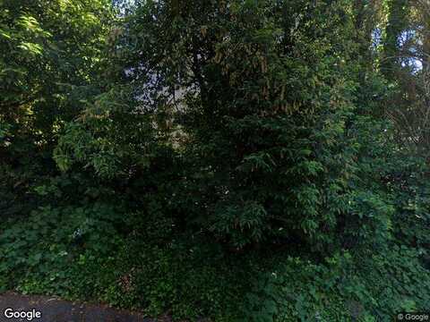 Tracy, LAKE OSWEGO, OR 97035