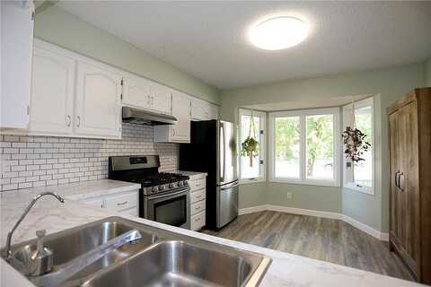 109Th, CHAMPLIN, MN 55316