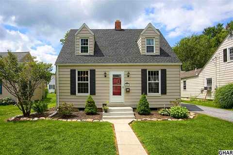 Warren, LEMOYNE, PA 17043