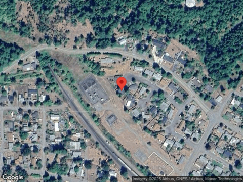 1St, OAKRIDGE, OR 97463