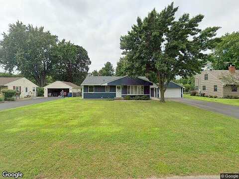 Saint Regis, SAINT PAUL, MN 55110
