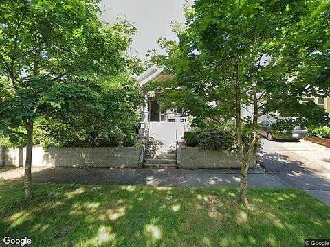 60Th, PORTLAND, OR 97213