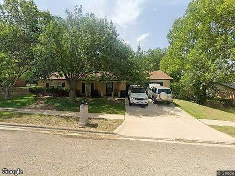 Laurie, COPPERAS COVE, TX 76522