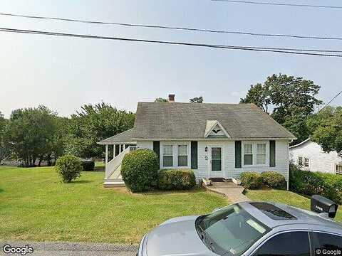 1St, STAUNTON, VA 24401