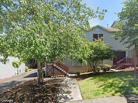 Madelyn, SALEM, OR 97306