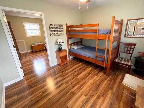Laurel, FANCY GAP, VA 24328
