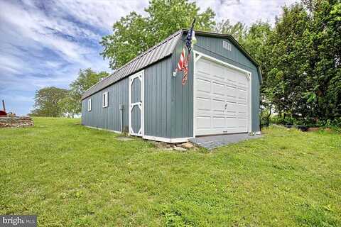 New Chester, NEW OXFORD, PA 17350