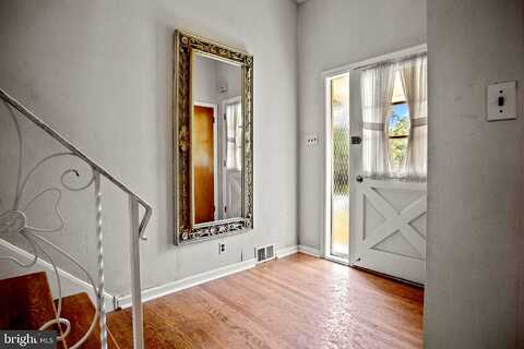 Valley, JENKINTOWN, PA 19046