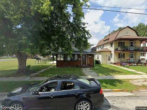 Parkview, KEWASKUM, WI 53040