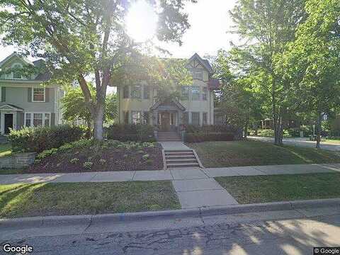 James, MINNEAPOLIS, MN 55403