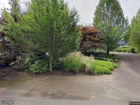 Crest, LAKE OSWEGO, OR 97034