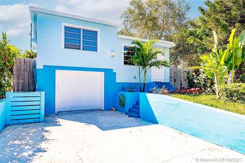 Pine, Lake Worth, FL 33460