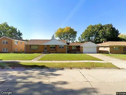 Platten, GREEN BAY, WI 54303
