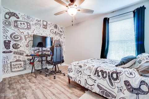 Sunshine, YOUNGSTOWN, FL 32466