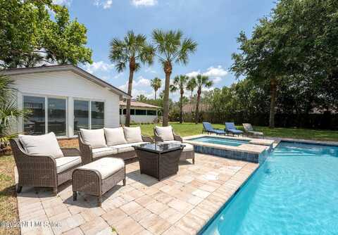 Ramoth, JACKSONVILLE, FL 32226