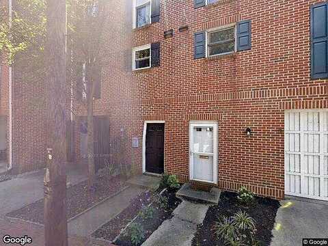 Showers, HARRISBURG, PA 17104